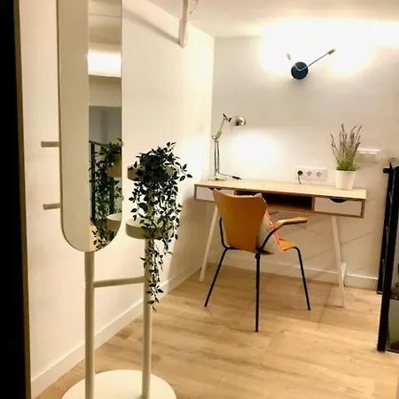 Costa Apartment *